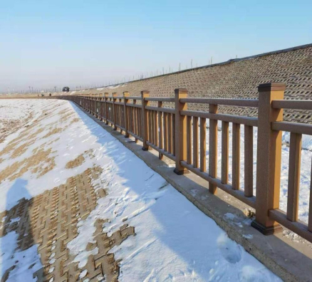 吉林省大禹水利水電建設有限公司伊通縣伊通河邊路燈護欄項目