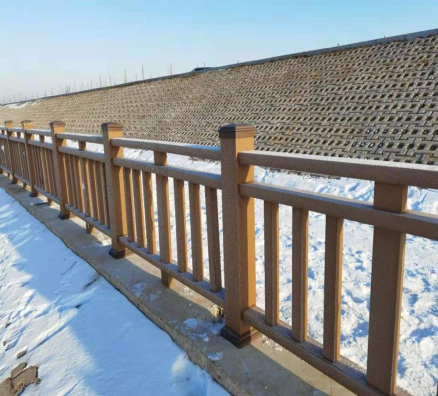 吉林省大禹水利水電建設有限公司伊通縣伊通河邊路燈護欄項目